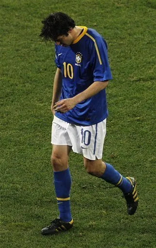 Piłkarski Komplet Strój Dziecięcy Brazylia 2010 Away Retro