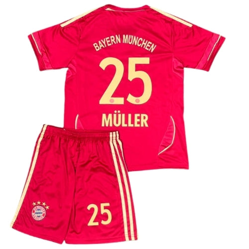 Komplet Piłkarski Dziecięcy FC Bayern Monachium 2012/2013 Home Retro