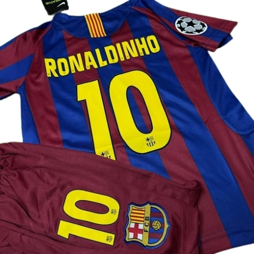 Piłkarski Komplet Strój Dziecięcy FC Barcelona 2005/2006 Home Retro