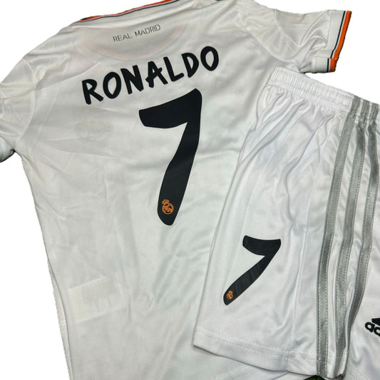 Piłkarski Komplet Strój Dziecięcy Real Madryt 2013/2014 Home Retro