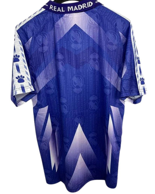 Koszulka_Pikarska_Real_Madryt_19961997_Away_Retro
