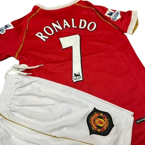 Komplet Piłkarski Dziecięcy Manchester United 2006/2007 Home Retro