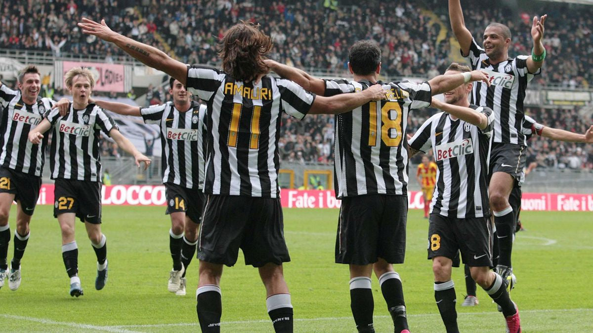 Koszulka Piłkarska Juventus Turyn 2010/2011 Home Retro