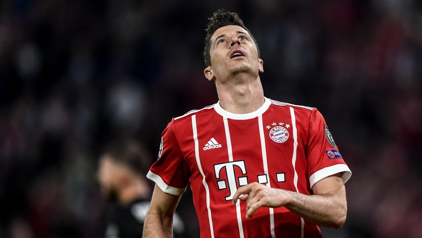 Koszulka Piłkarska FC Bayern Monachium 2017/2018 Home Retro