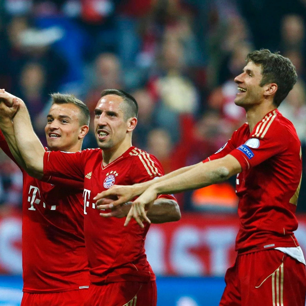 Komplet Piłkarski Dziecięcy FC Bayern Monachium 2012/2013 Home Retro