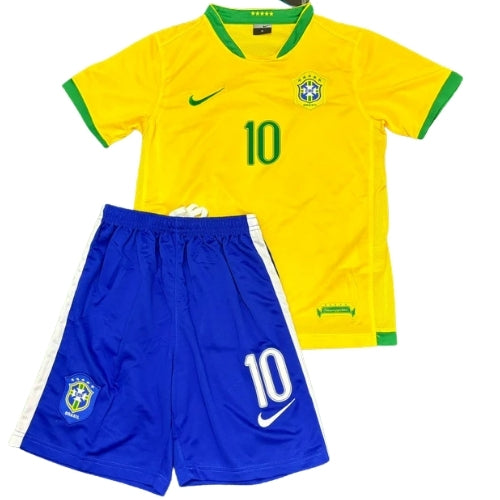 Piłkarski Komplet Strój Dziecięcy Brazylia 2006 Home Retro