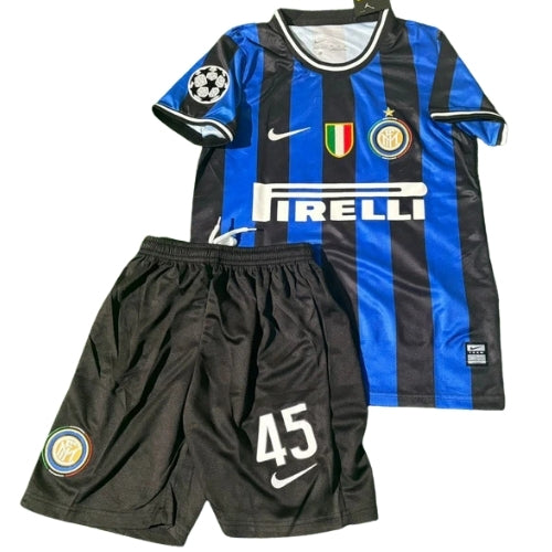 Piłkarski Komplet Strój Dziecięcy Inter Mediolan 2009/2010 Home Retro