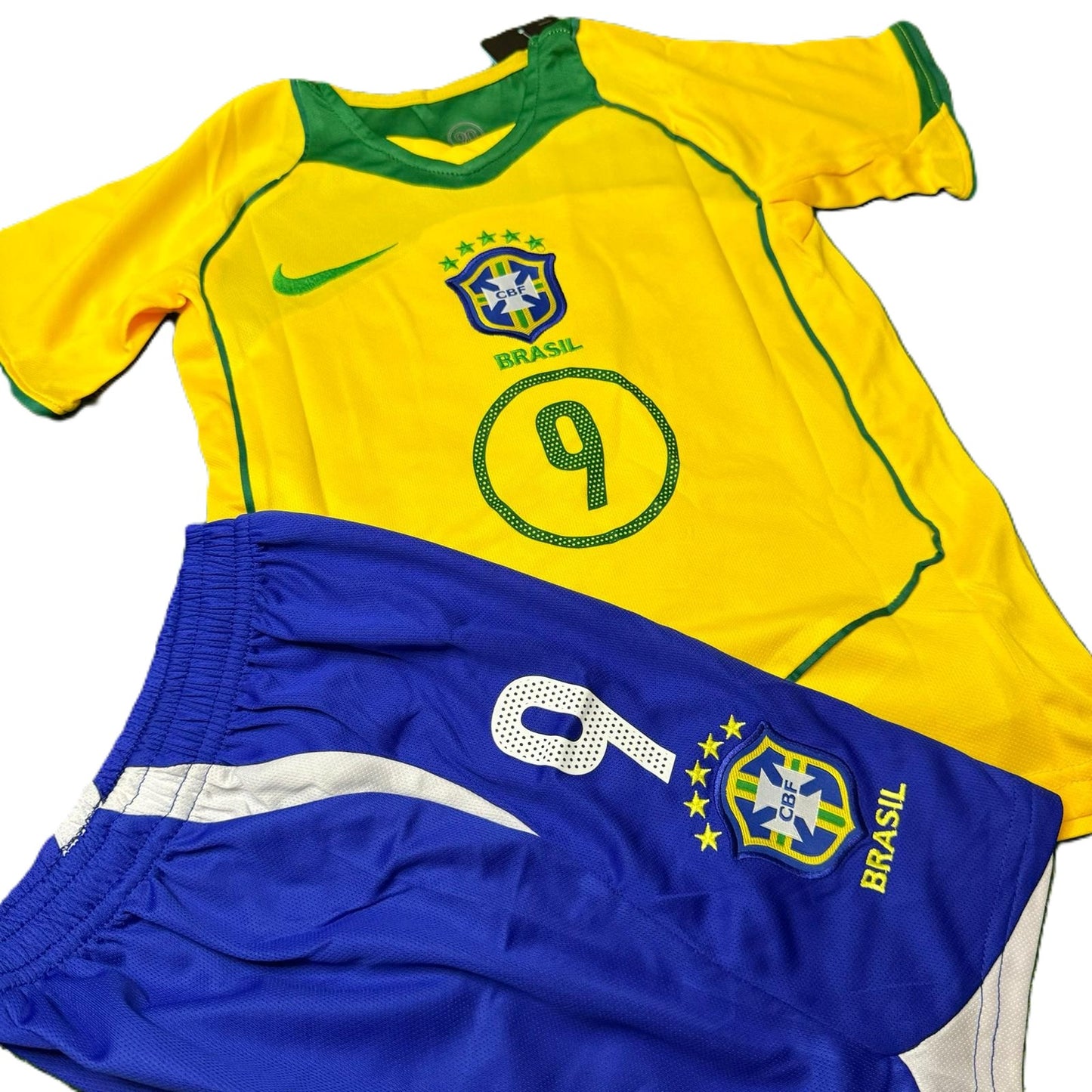 Piłkarski Komplet Strój Dziecięcy Brazylia 2004 Home Retro