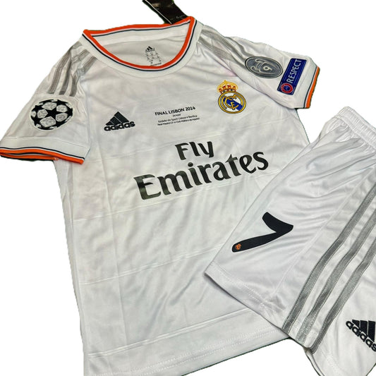 Piłkarski Komplet Strój Dziecięcy Real Madryt 2013/2014 Home Retro