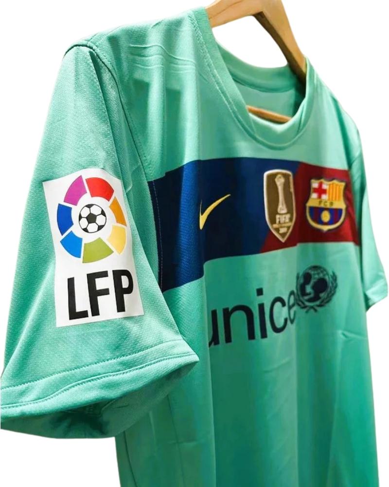 Koszulka_Pikarska_FC_Barcelona_20102011_Away_Retro