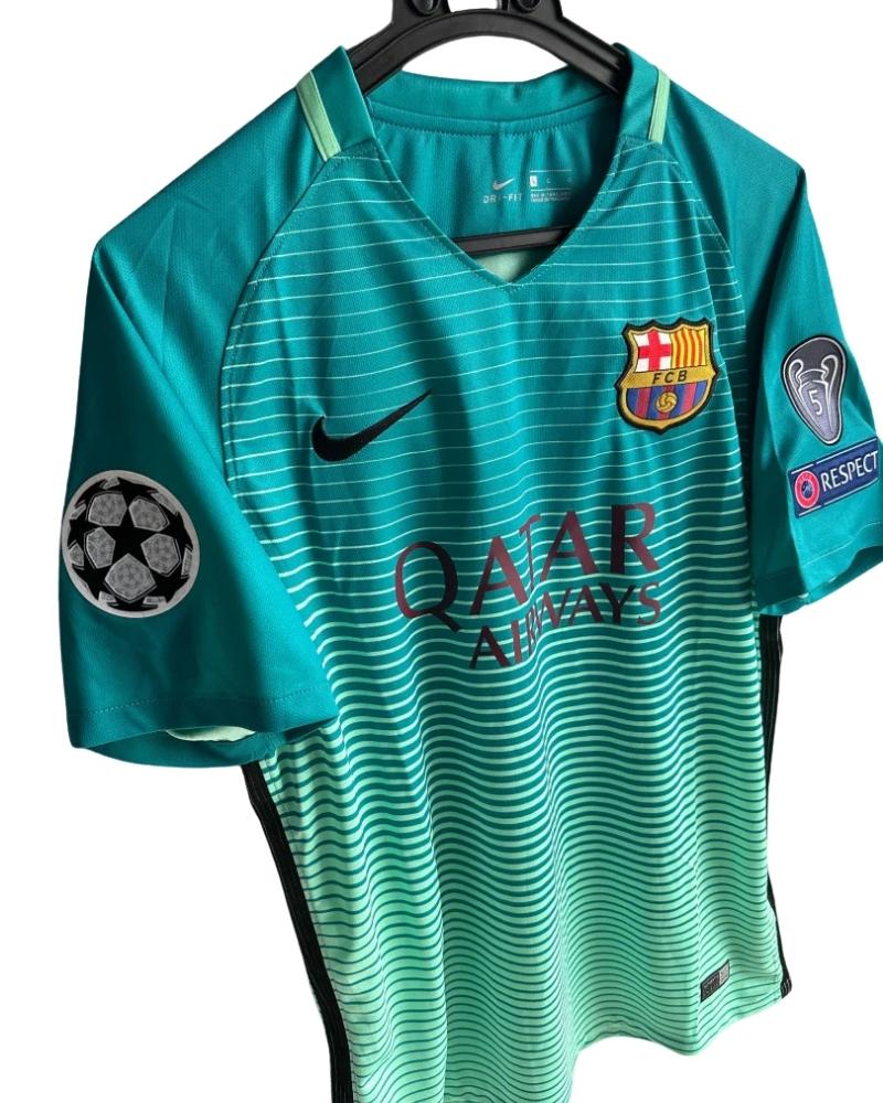Koszulka_Pikarska_FC_Barcelona_20162017_3rd_Retro