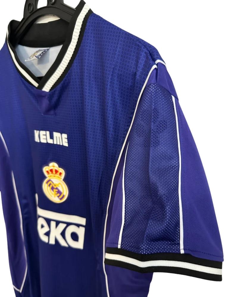 Koszulka_Pikarska_Real_Madryt_19971998_Away_Retro