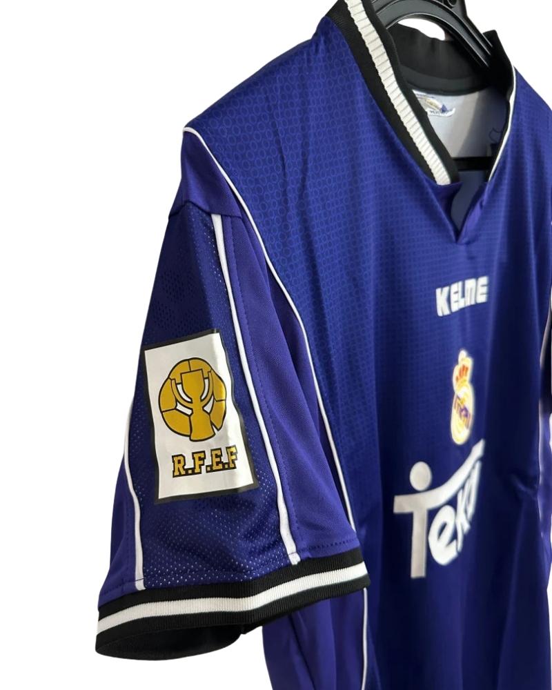 Koszulka_Pikarska_Real_Madryt_19971998_Away_Retro