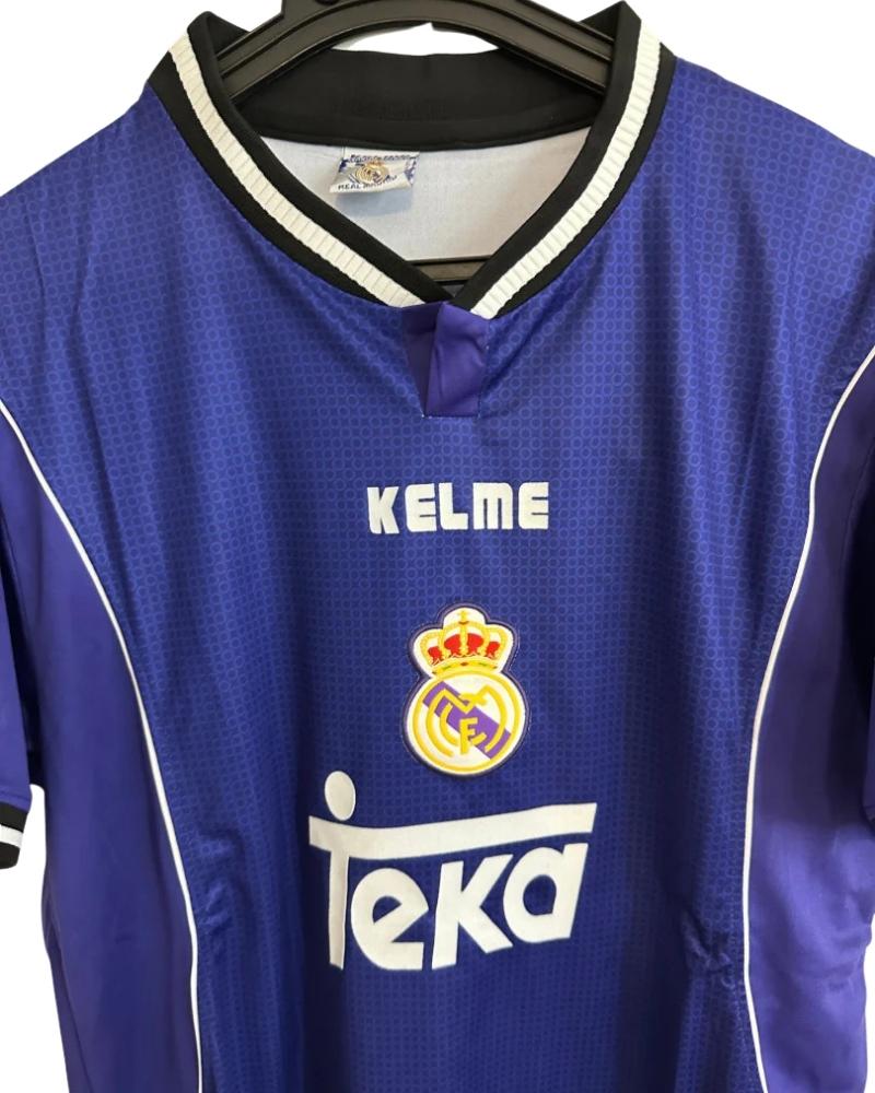 Koszulka_Pikarska_Real_Madryt_19971998_Away_Retro