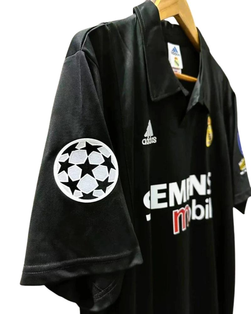 Koszulka_Pikarska_Real_Madryt_20022003_Away_Retro