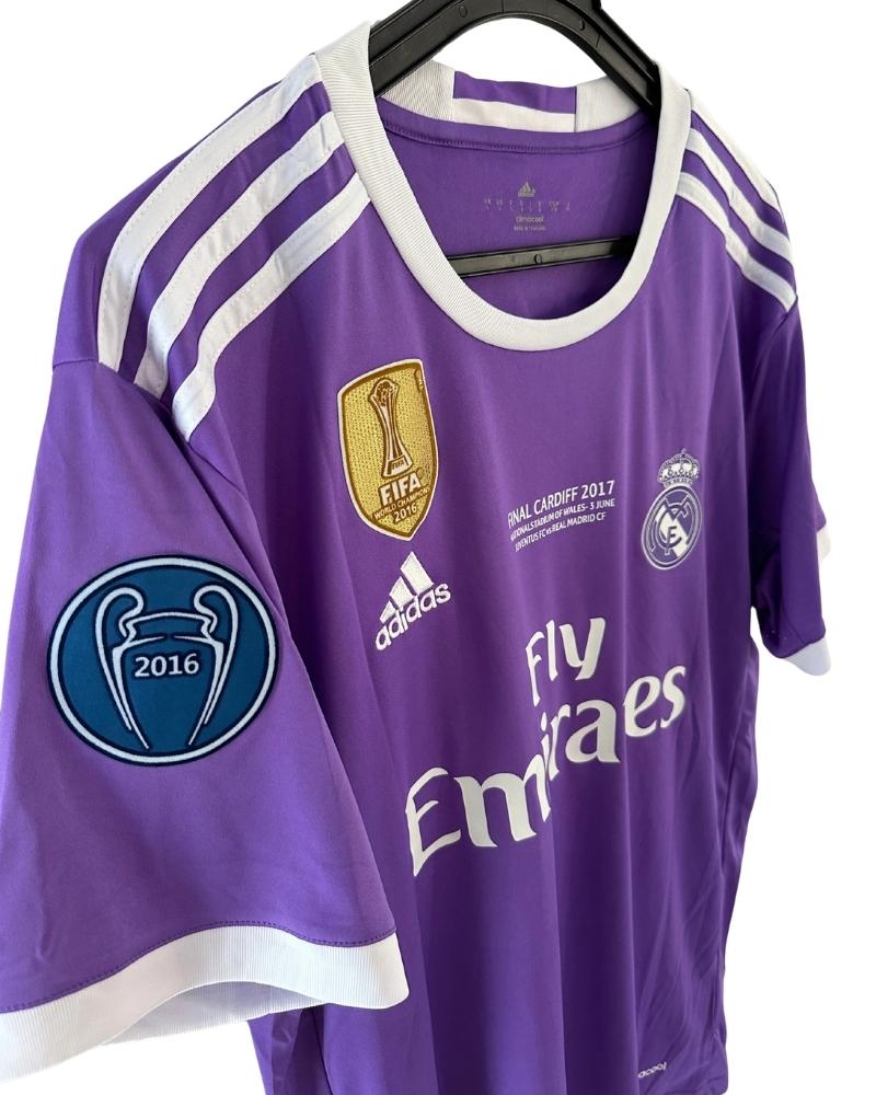 Koszulka_Pikarska_Real_Madryt_20162017_UCL_Final_Retro