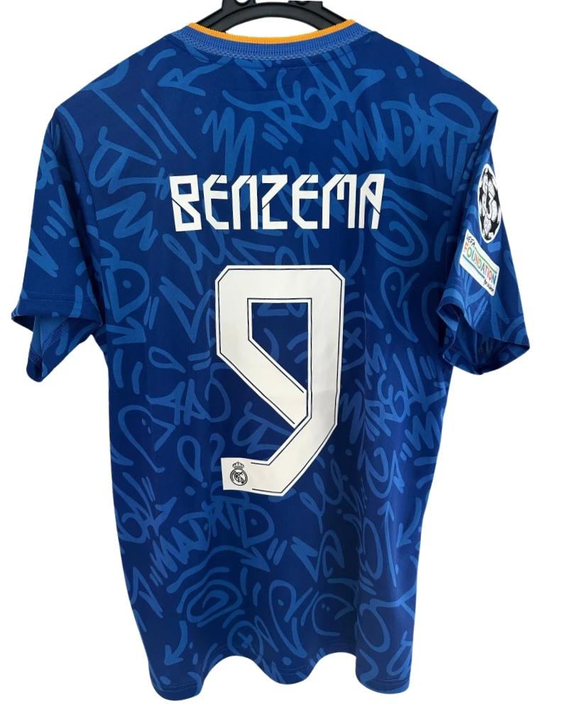 Koszulka_Pikarska_Real_Madryt_20212022_Away_Retro