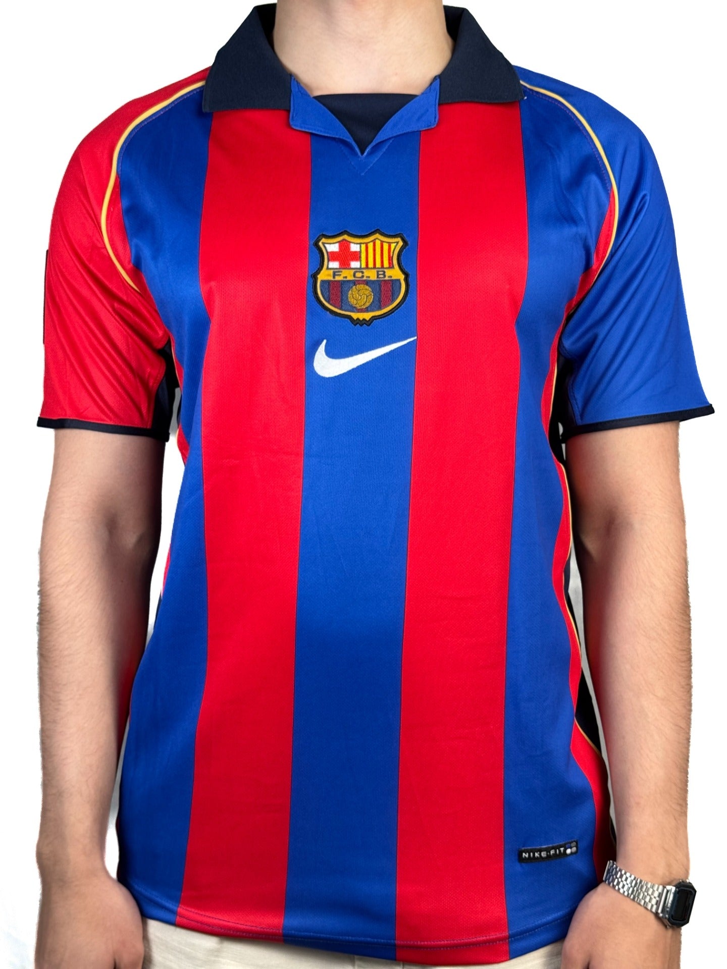 Koszulka Piłkarska FC Barcelona 2001/2002 Home Retro