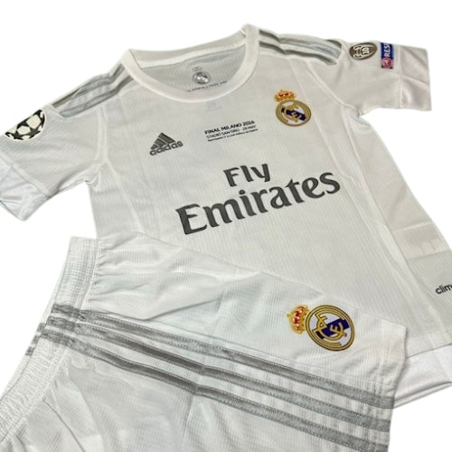 Piłkarski Komplet Strój Dziecięcy Real Madryt 2015/2016 Home Retro