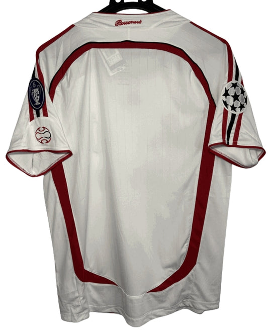 Koszulka Piłkarska AC Milan 2006/2007 UCL Final Away Retro