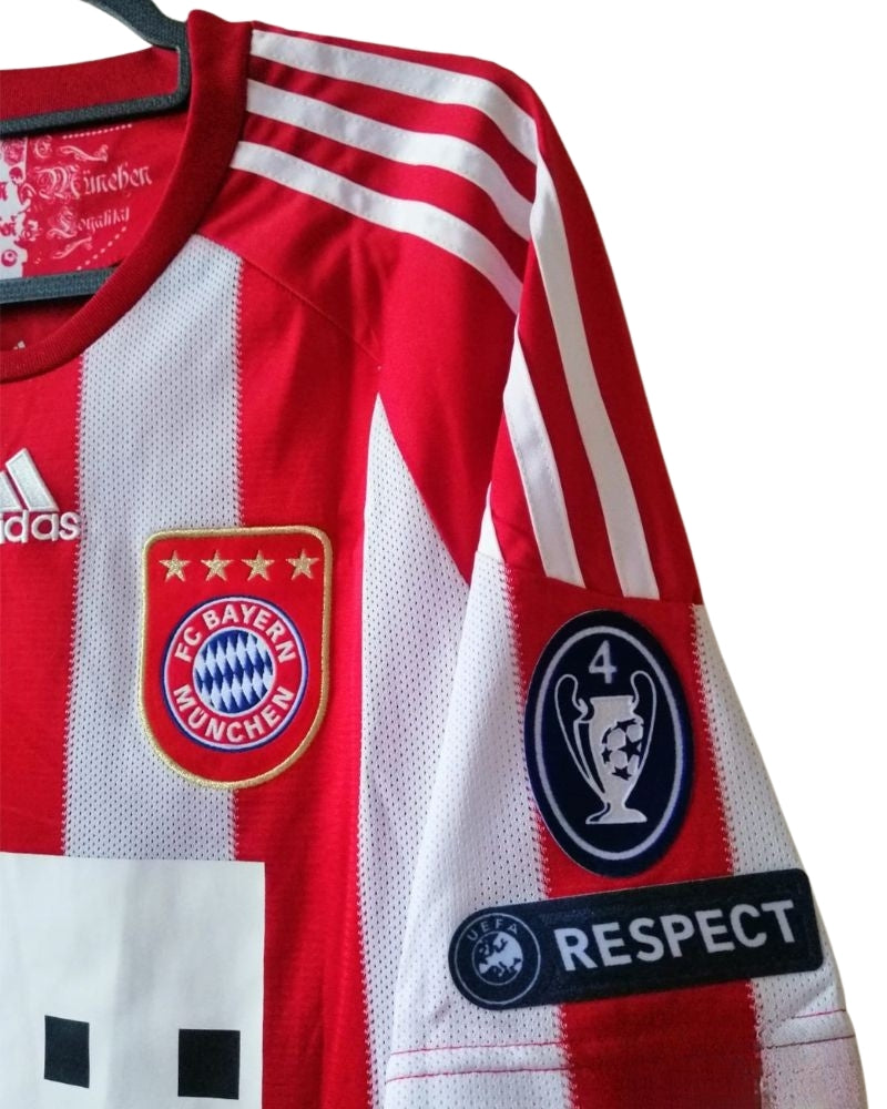 Koszulka Piłkarska Bayern Monachium 2010/2011 Home Retro