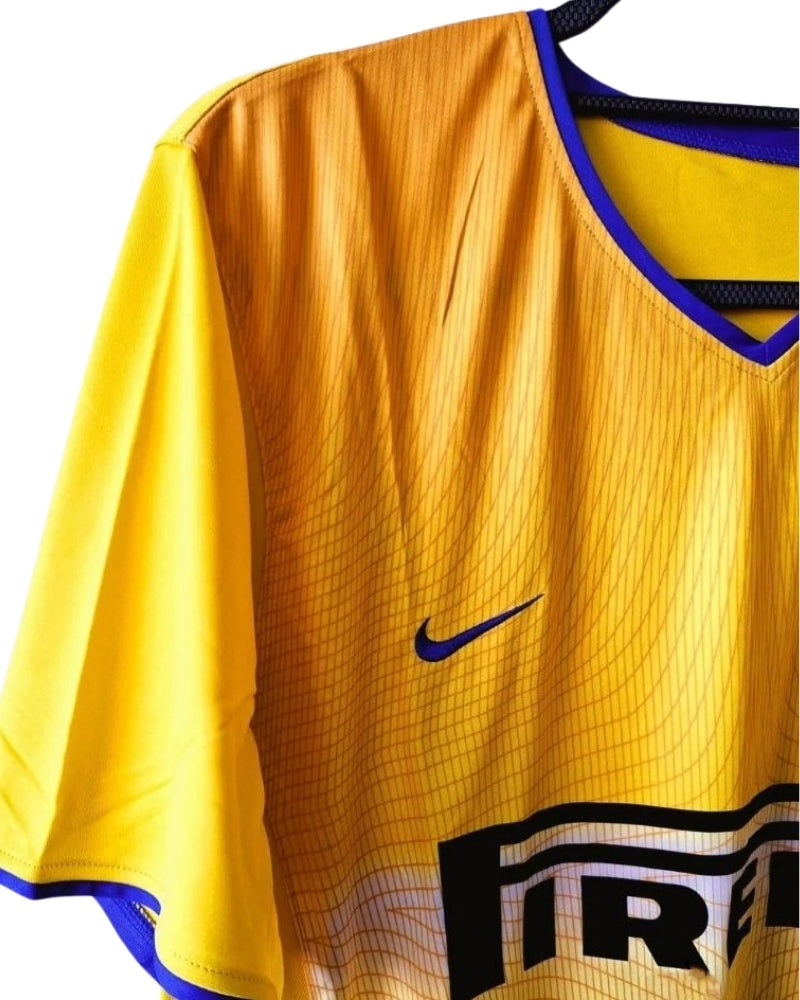 Koszulka Piłkarska Inter Mediolan 2002/2003 3rd Retro