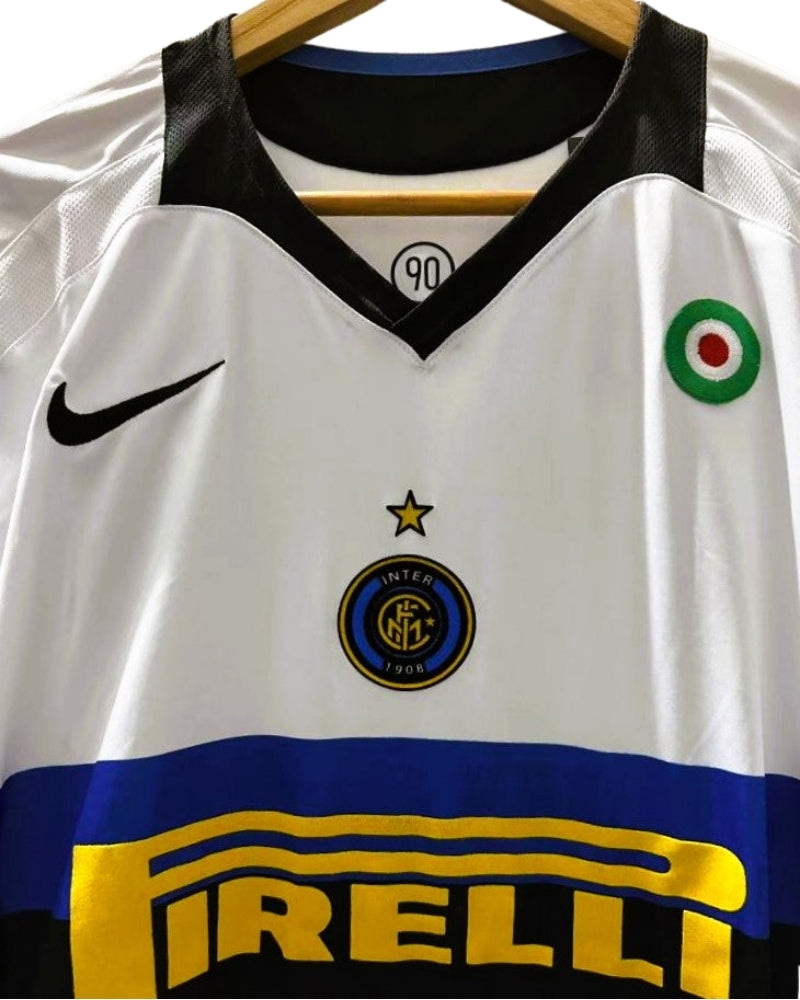 Koszulka Piłkarska Inter Mediolan 2005/2006 Away Retro