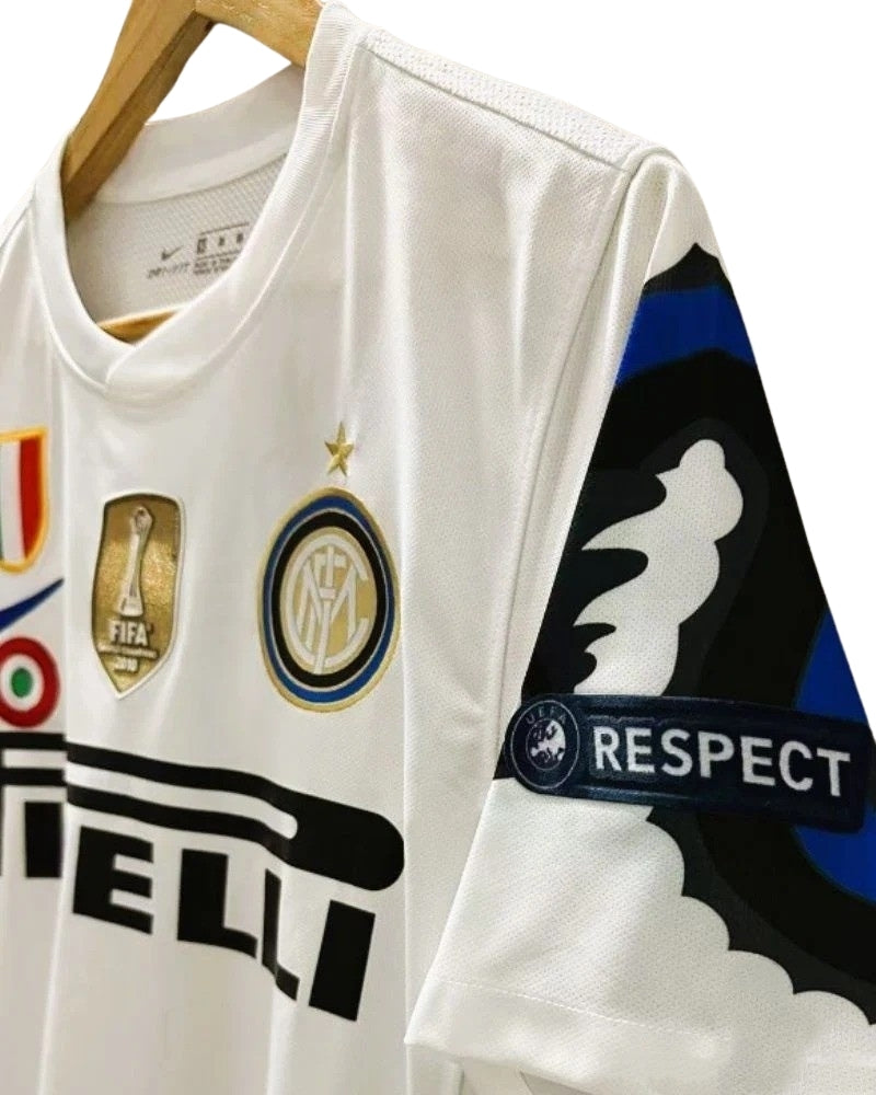 Koszulka Piłkarska Inter Mediolan 2010/2011 Away Retro