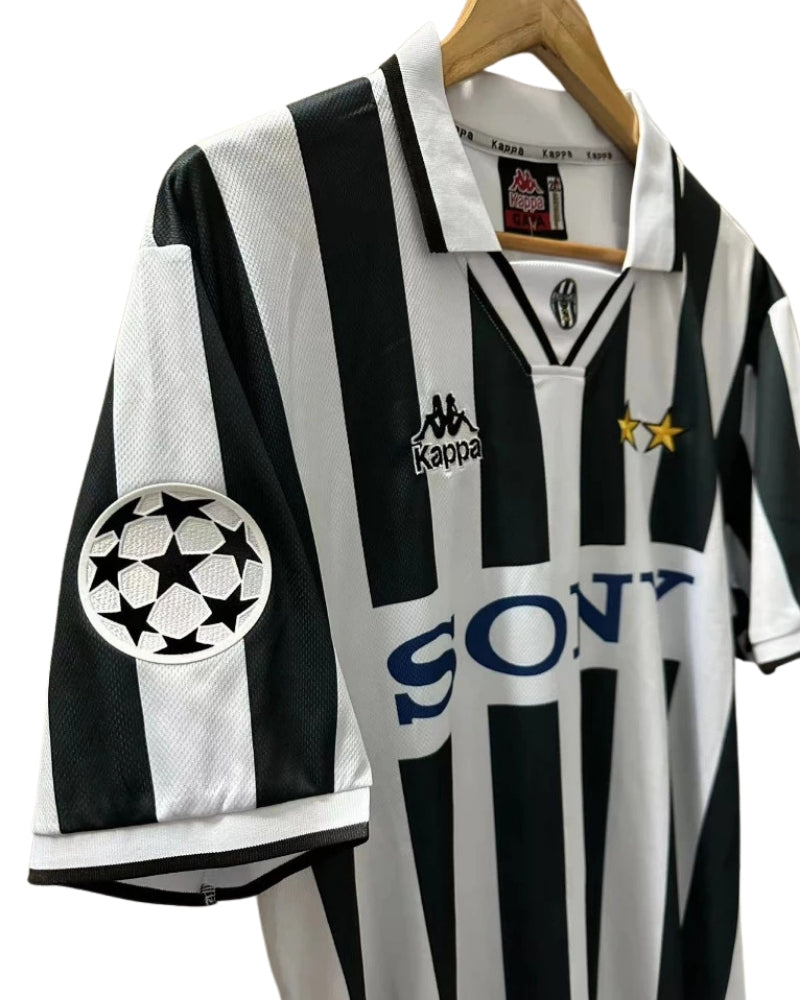 Koszulka Piłkarska Juventus Turyn 1996/1997 Home Retro