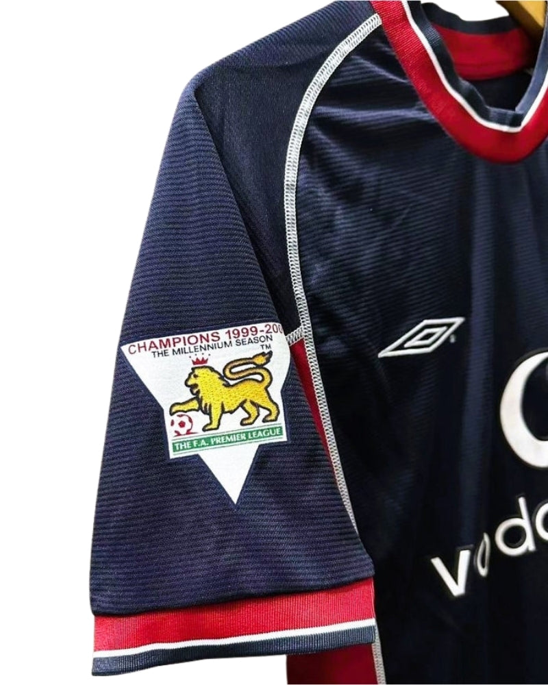 Koszulka Piłkarska Manchester United 2000/2001 3rd Retro