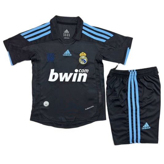 Komplet Piłkarski Dziecięcy Real Madryt 2009/2010 Away Retro